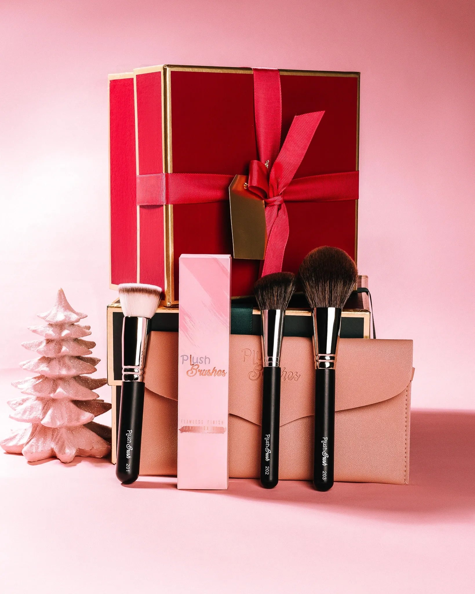 Christmas Trio Face Brush Set Plush Blushes